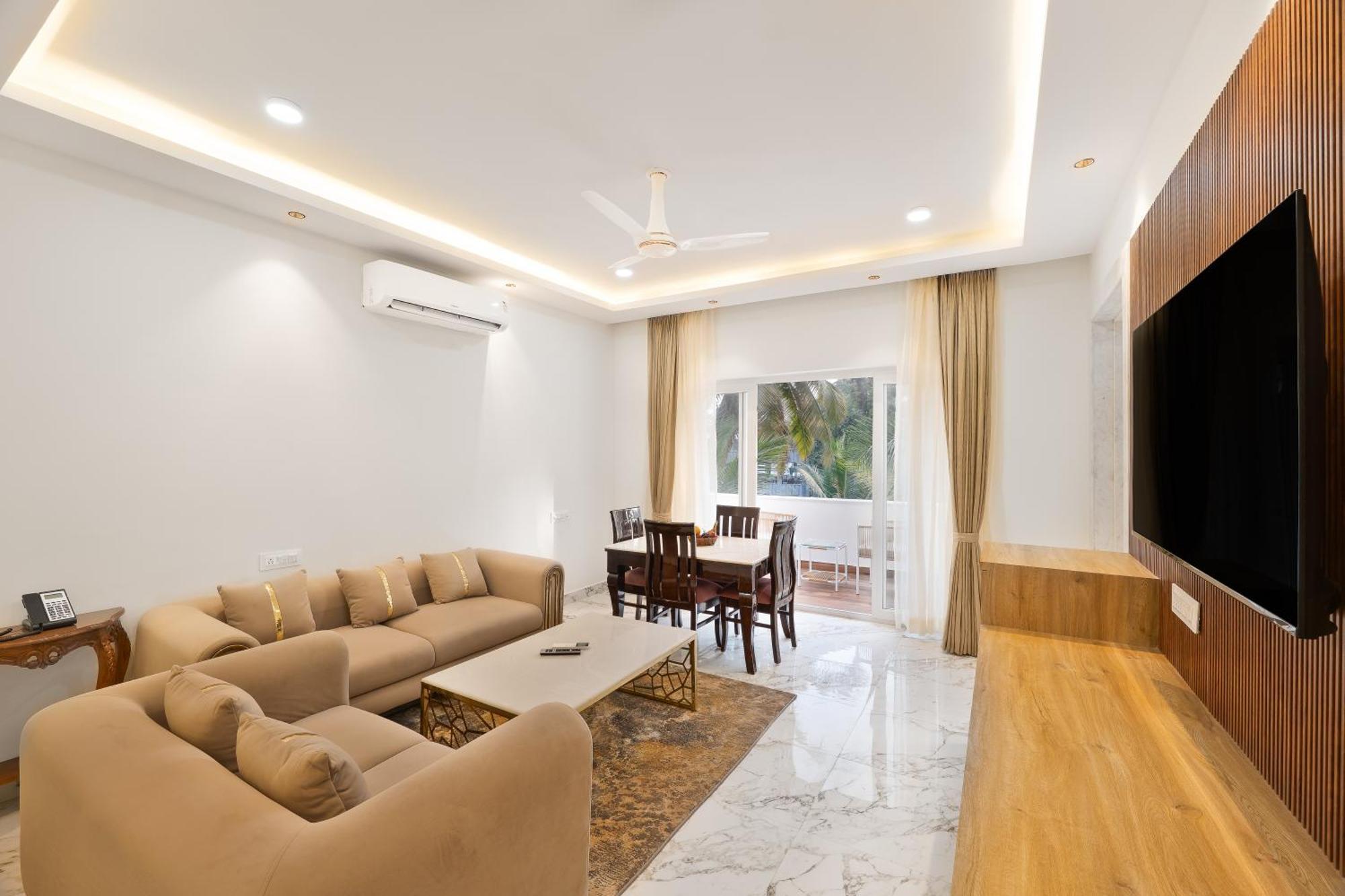 White Wharf Beach Resort Morjim Goa Экстерьер фото