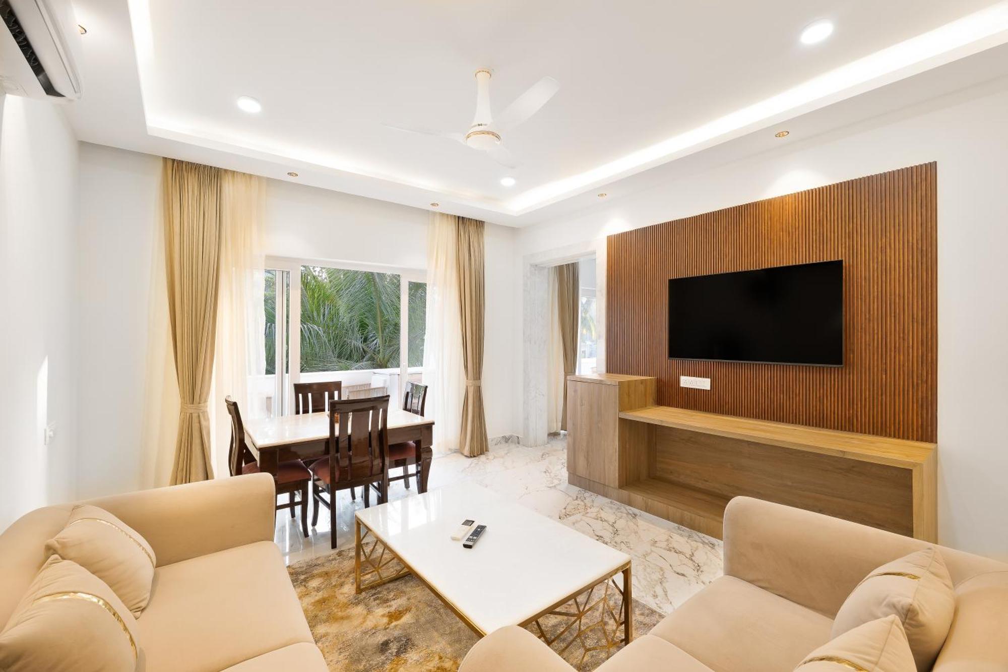 White Wharf Beach Resort Morjim Goa Экстерьер фото