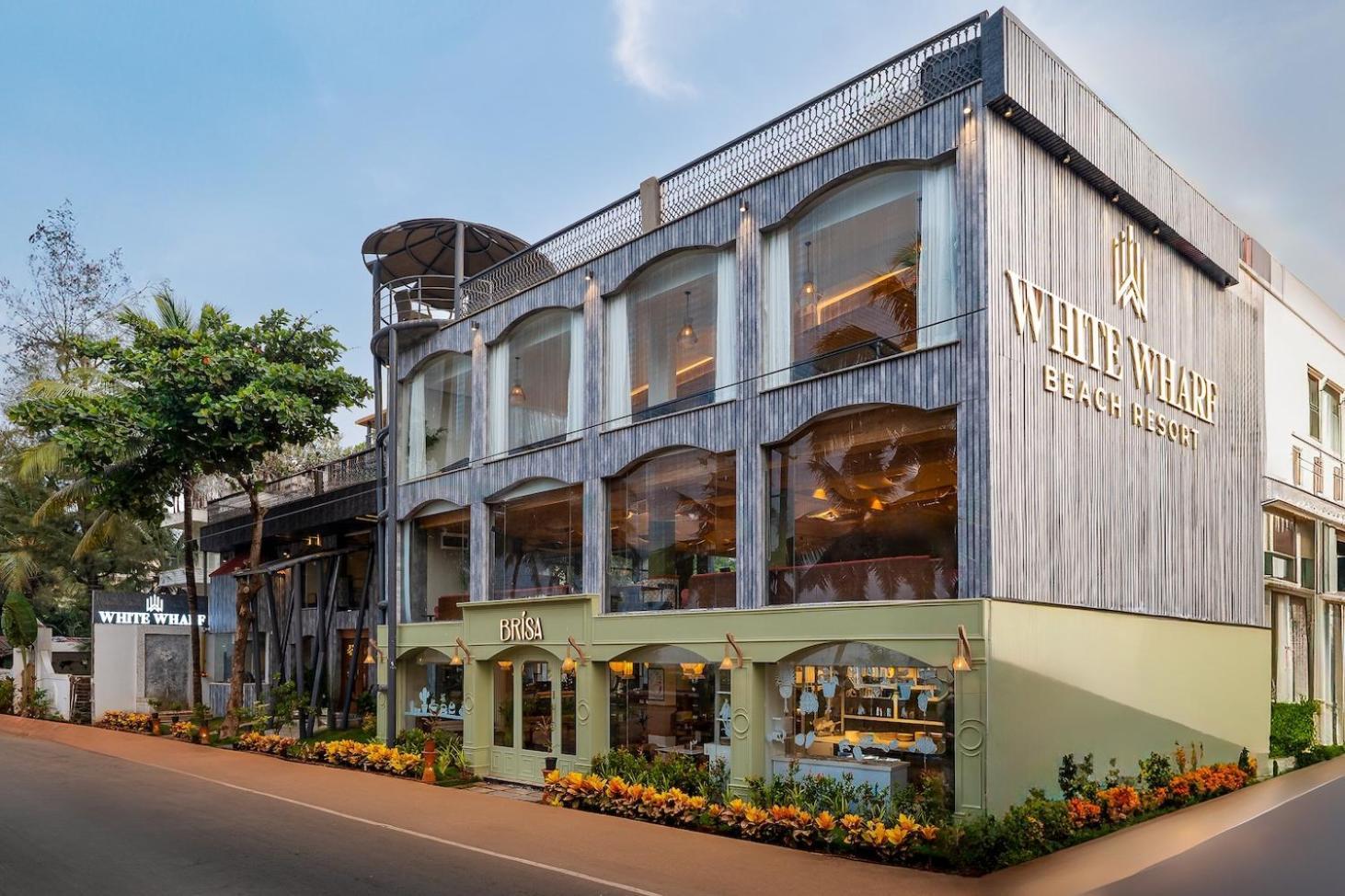 White Wharf Beach Resort Morjim Goa Экстерьер фото